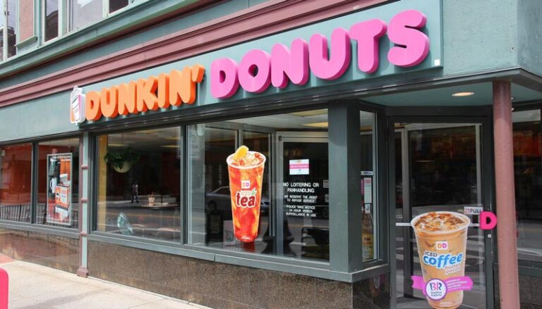 When Does Dunkin Donuts Stop Serving Breakfast: Timing Your Morning Cravings
