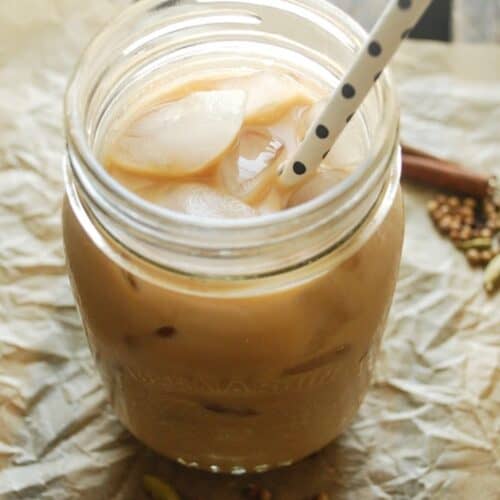 Starbucks Iced Chai Latte: Spiced Refreshment on Ice