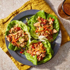 Flavorful Chicken Lettuce Wraps: A Healthy and Delicious Dinner Option