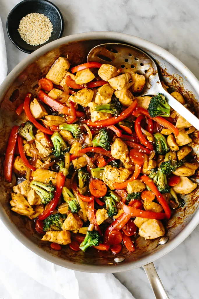 Flavorful Chicken Stir Fry Recipe with Fresh Veggies and Honey Soy Sauce