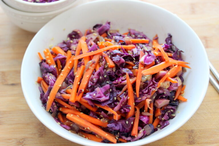 Vibrant Red Cabbage Stir-Fry: A Flavorful Twist to Your Table